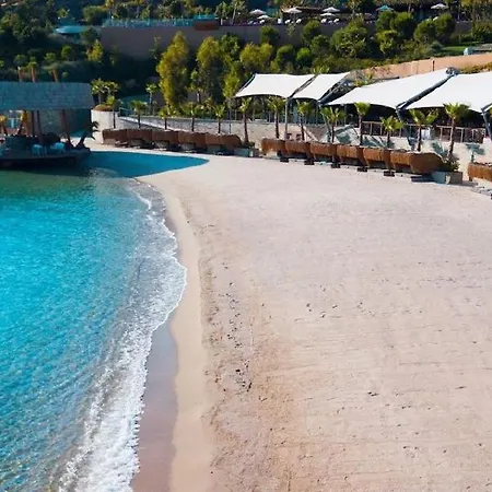 Secluded Bay Presidential